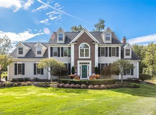 795 S Sussex Ct, Aurora, OH 44202