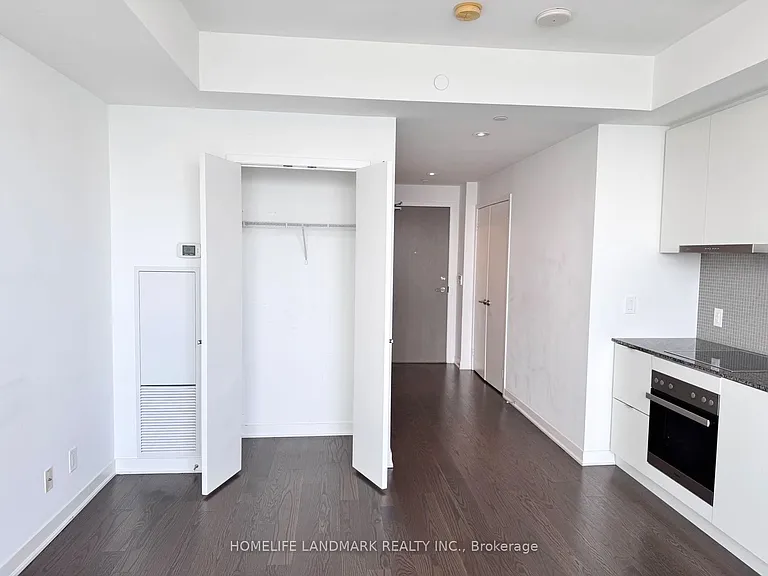 100 Harbour St #6208 — Photo 6