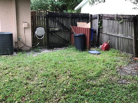 5th image of 5119 Lesher Ct