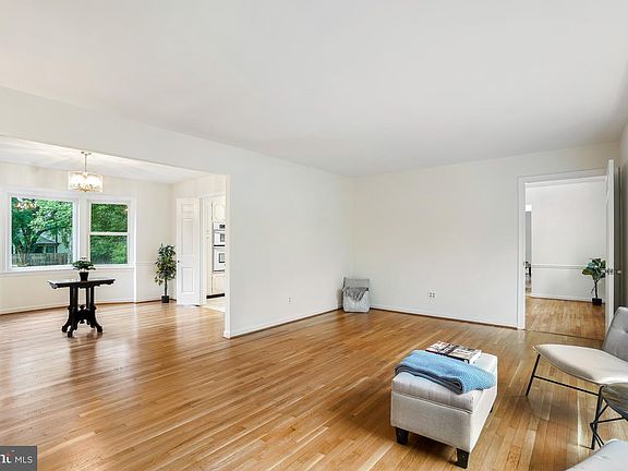 5th image of 500 Nelson St