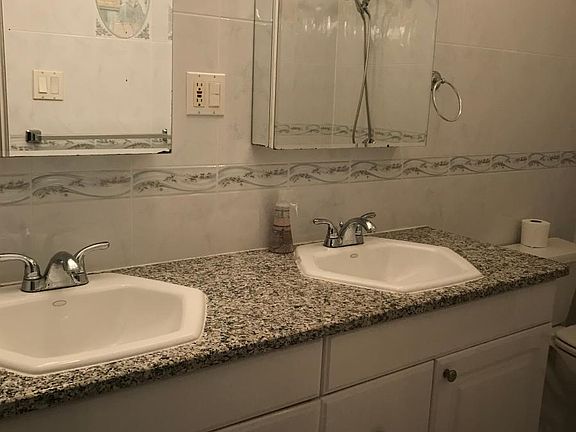 5th image of 3351 Lucerne St #2