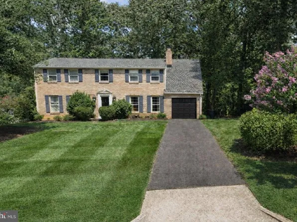 4018 Robertson Blvd, Alexandria, VA 22309