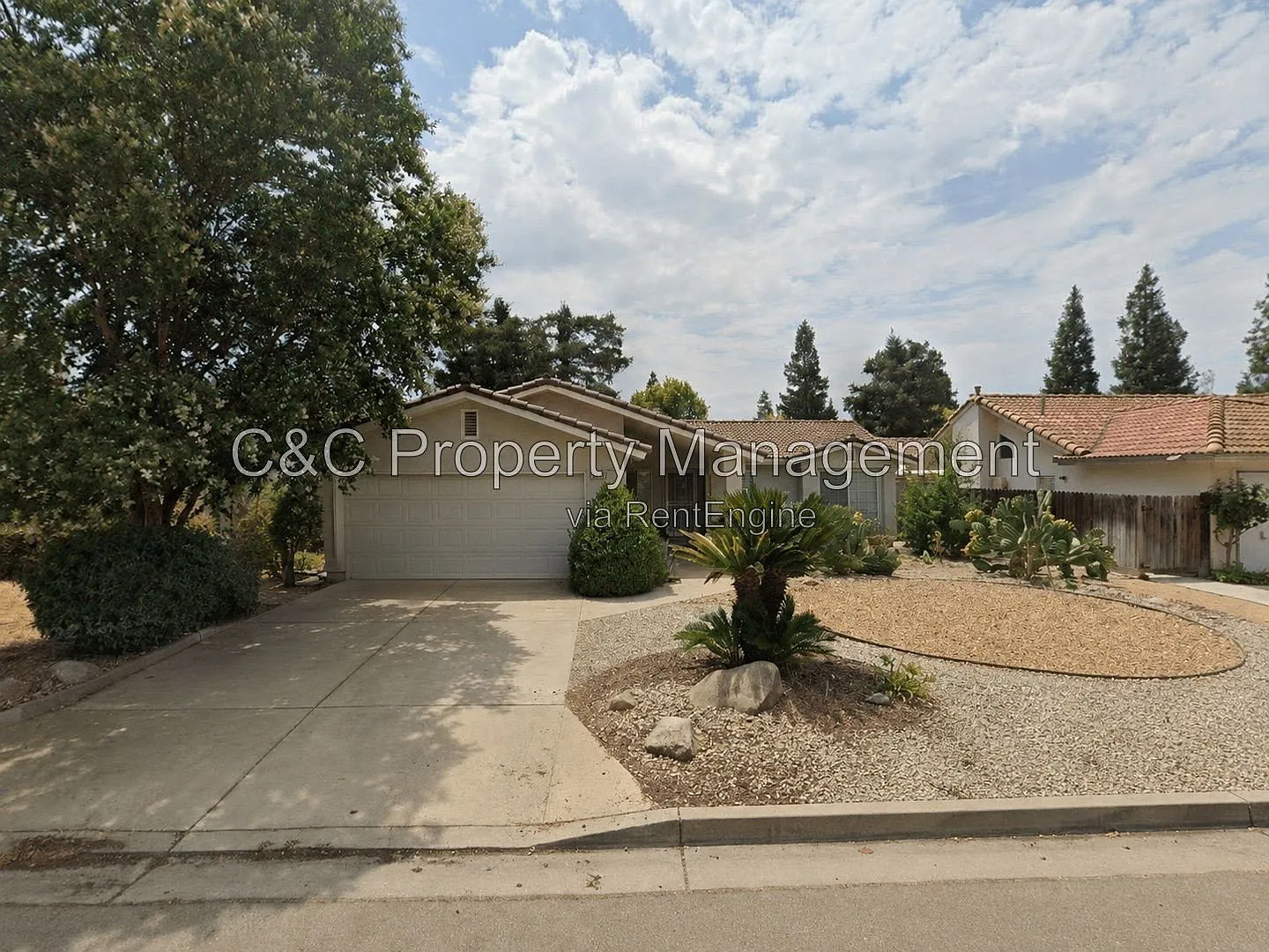 3 bed, 2.0 bath, 1460 sqft, $2,350 — Photo 1