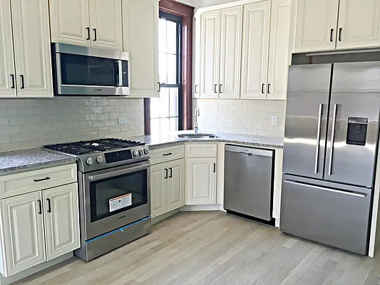 Rented by MNS | media 10