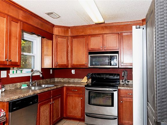 4th image of 10456 Annawood Dr