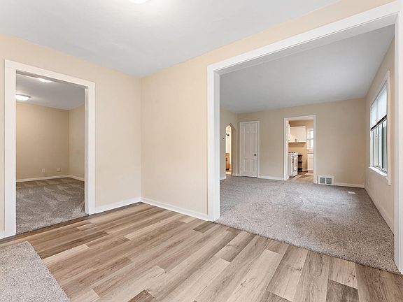 3rd image of 2839 Gibson Pl
