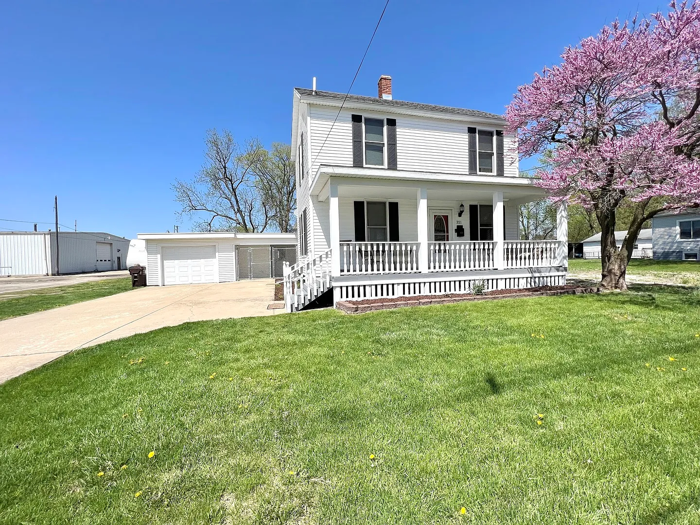 321 E Campbell Ave photo 1
