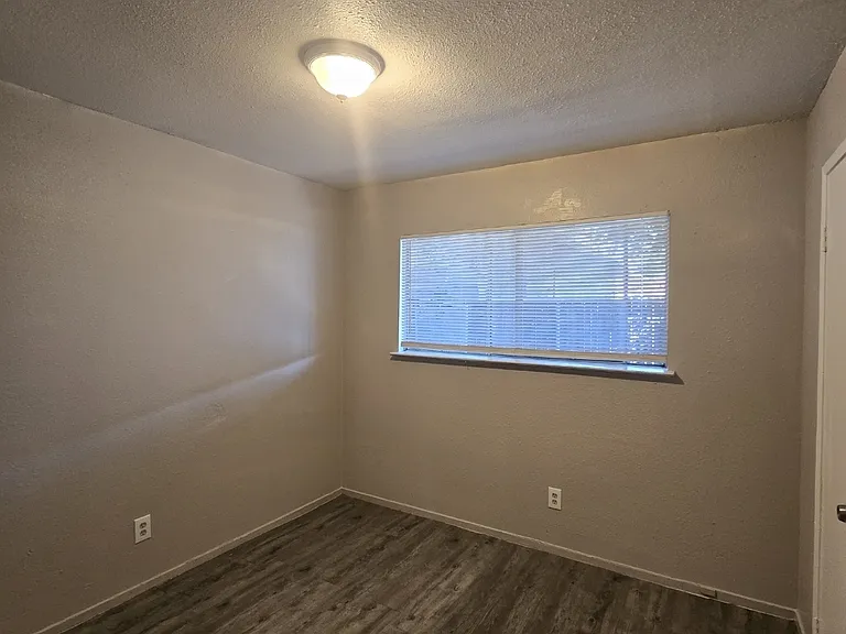 1244 N Millbrook Ave #C — Photo 10