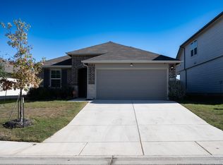 556 Chaco Loop, Seguin, TX 78155