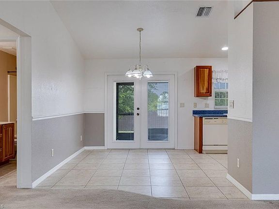 5th image of 6136 Hester AVE
