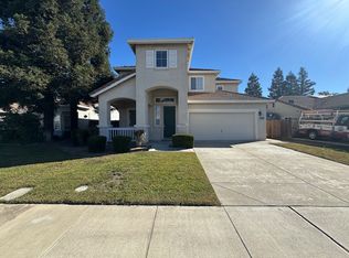 1596 Queensland Ave, Manteca, CA 95337