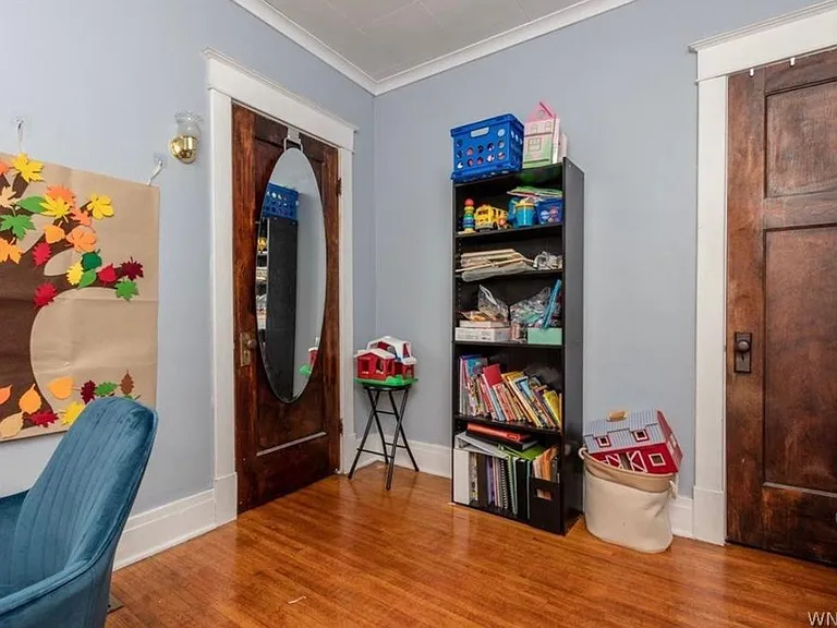 258 N Park Ave #2 — Photo 8