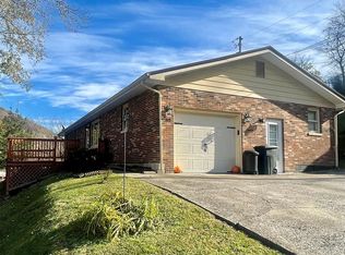 162 Cole Ave, Hazard, KY 41701