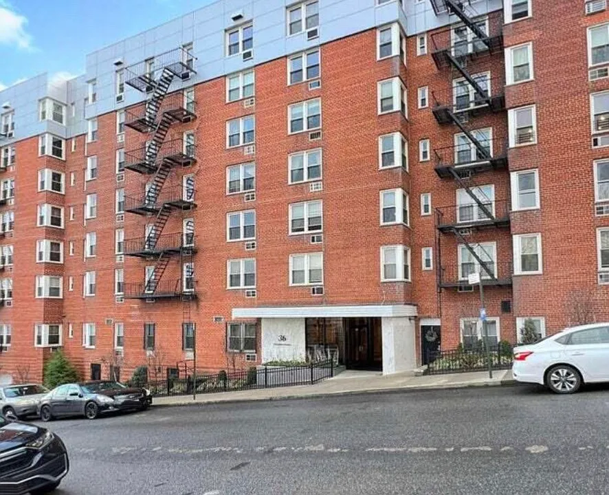36 Hamilton Ave #5E