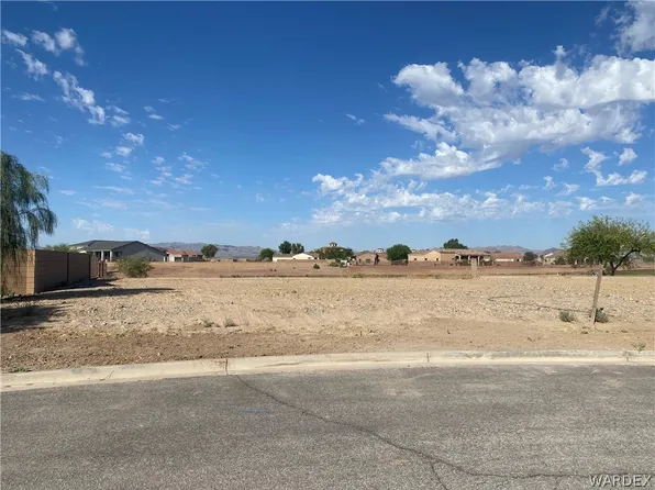 15 Hickory Knoll Cir S, Mohave Valley, AZ 86440