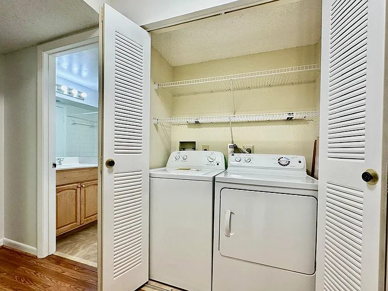 9877 Westview Dr #623 — Photo 25