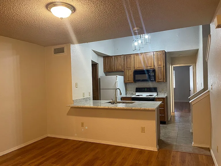 13219 Emily Rd — Photo 3
