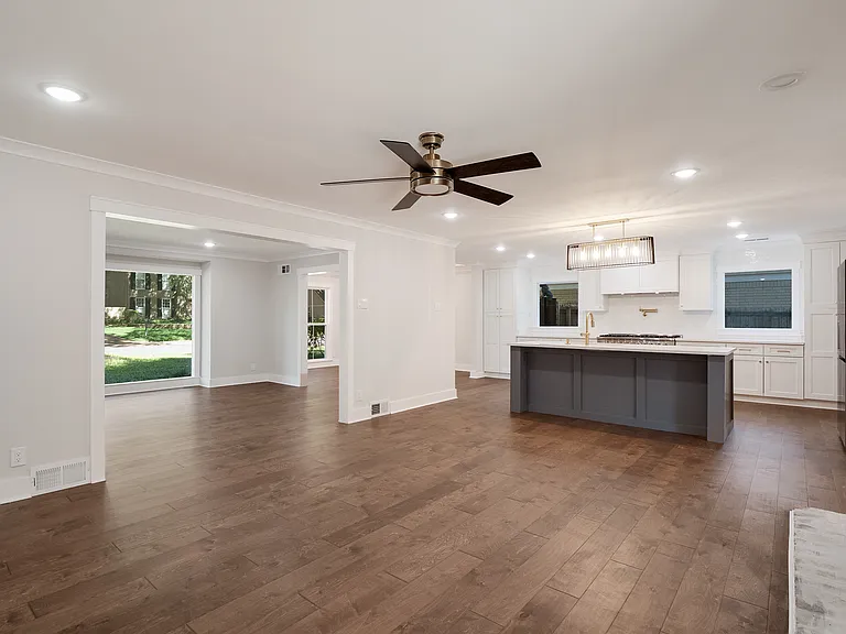 519 Thorn Ridge Cv — Photo 25