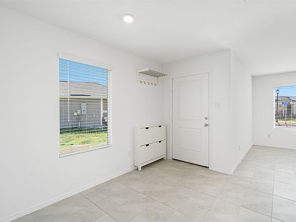 3rd image of 250 Herman Ln