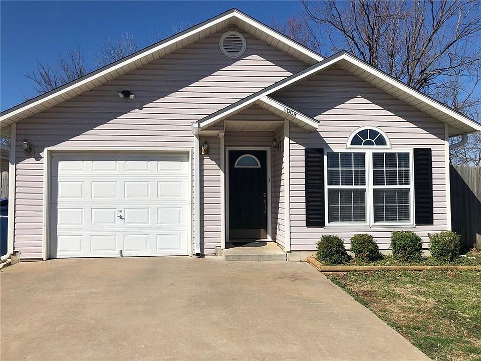 1st image of 1004 Arrowwood Ln