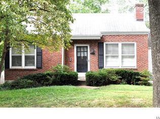 2841 Manderly Dr, Saint Louis, MO 63144