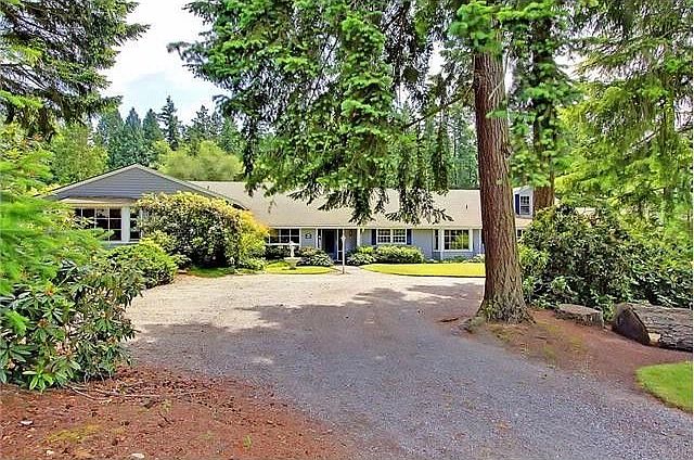 1st image of 5627 125th Ln NE