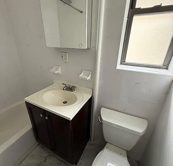 328 E 78th St #25 — Photo 6