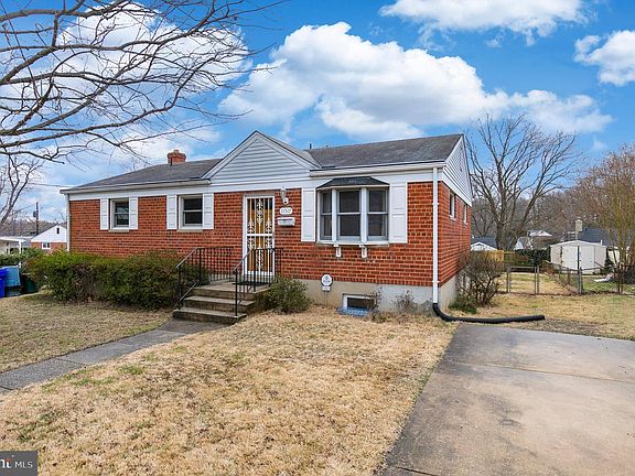 4th image of 11517 Monongahela Dr
