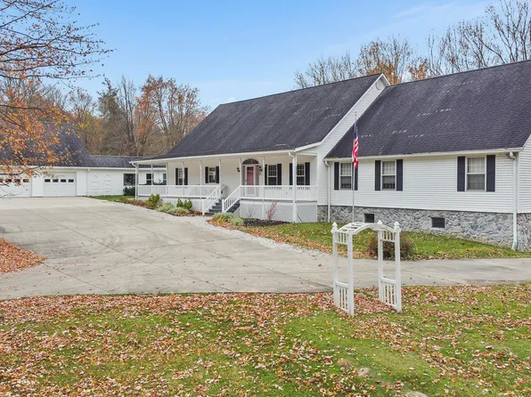 581 Saddle Club Rd, Windber, PA 15963