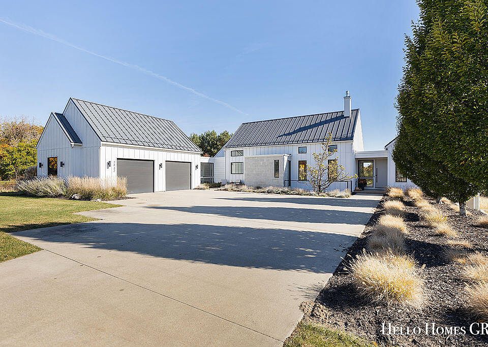 1st image of 2832 Burwood Hill Ct SE