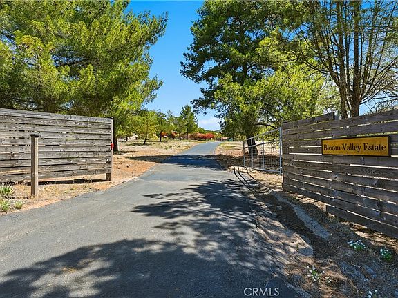 3rd image of 23315 Old Wagon Rd