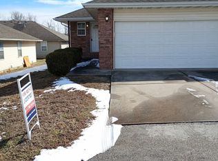 5570-5572 N Brown Ln, Ozark, MO 65721