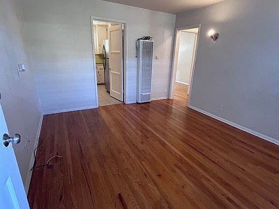 5th image of 403 N Stanley Ave #4