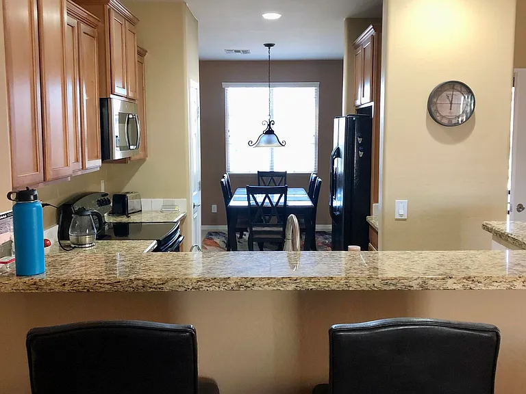 6566 W Mockingbird Ct — Photo 8