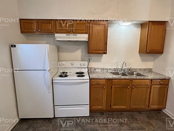 2nd image of 503 N Broadway St #11266446