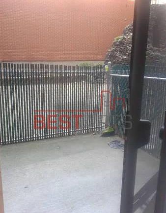 4th image of 344 E 63rd St Frnt 1