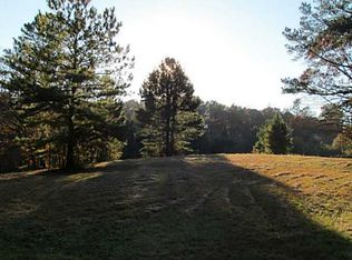 627 Hendon Rd, Woodstock, GA 30188