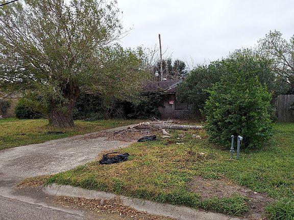 2nd image of 1517 High St