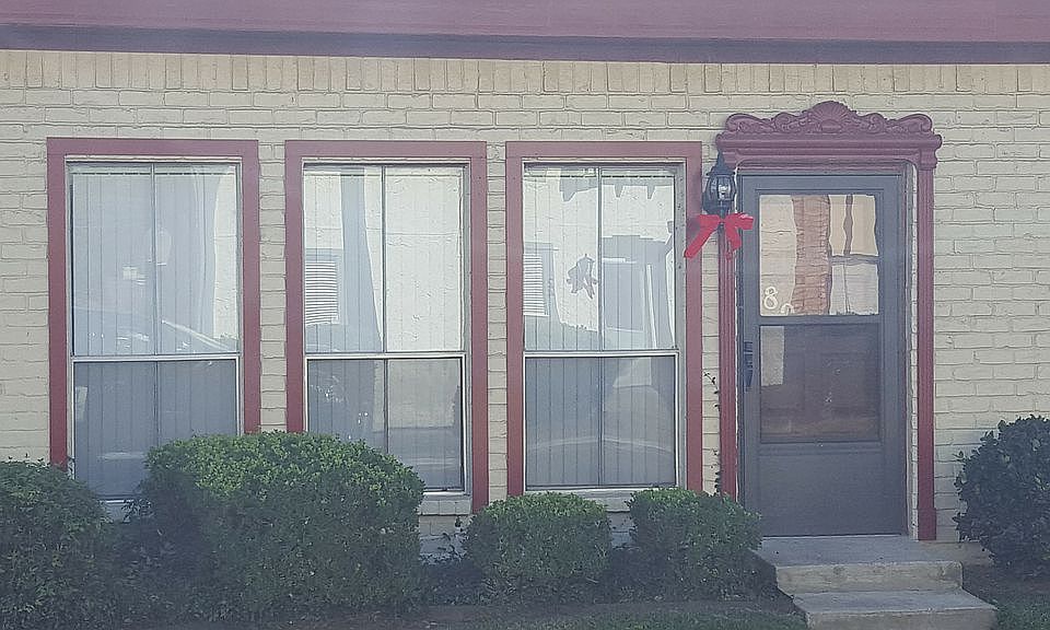 1st image of 7700 Creekbend Dr APT 80
