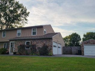 8177 Avoss Ln, Clay, NY 13041