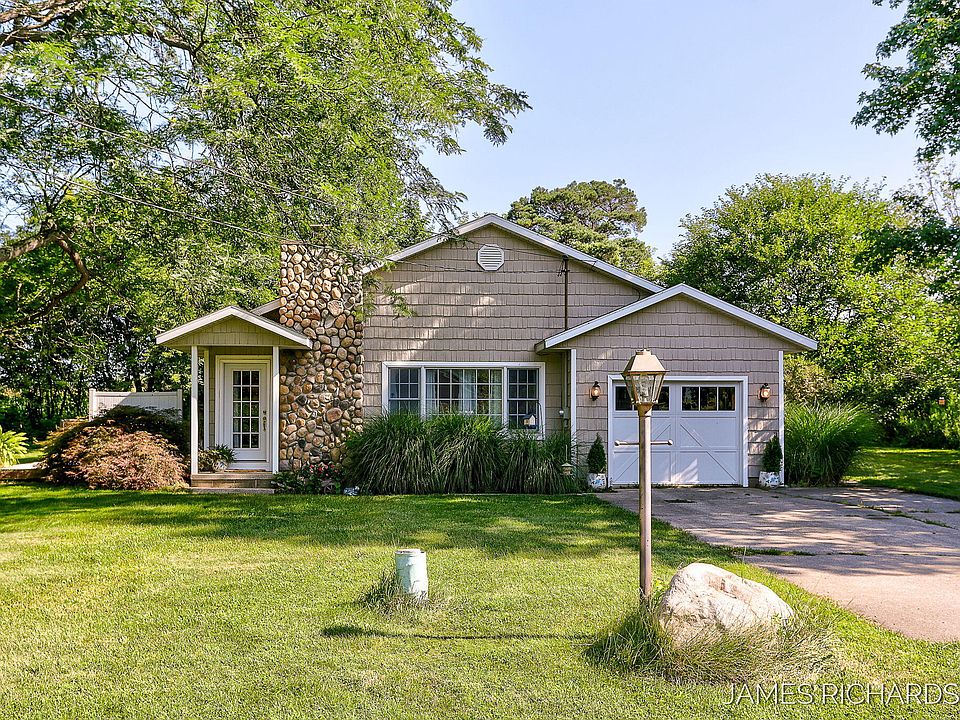 1st image of 5821 Lakeland Dr