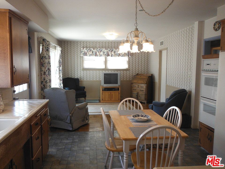 1st image of 11224 Huntley Pl