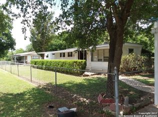 8449 Northmont Dr, San Antonio, TX 78239