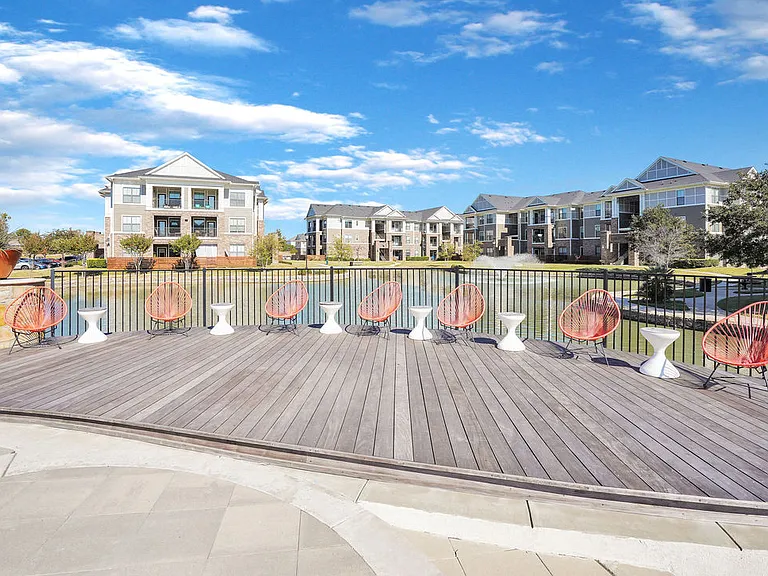 Watervue Apartment Homes — Photo 17