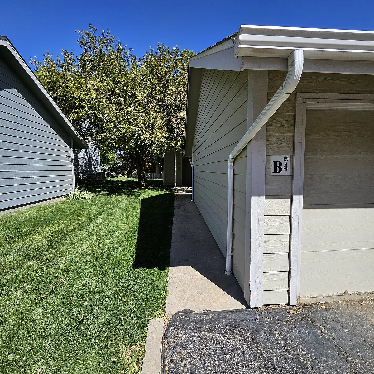 Building Photo - 3500 Rolling Green Dr #B4