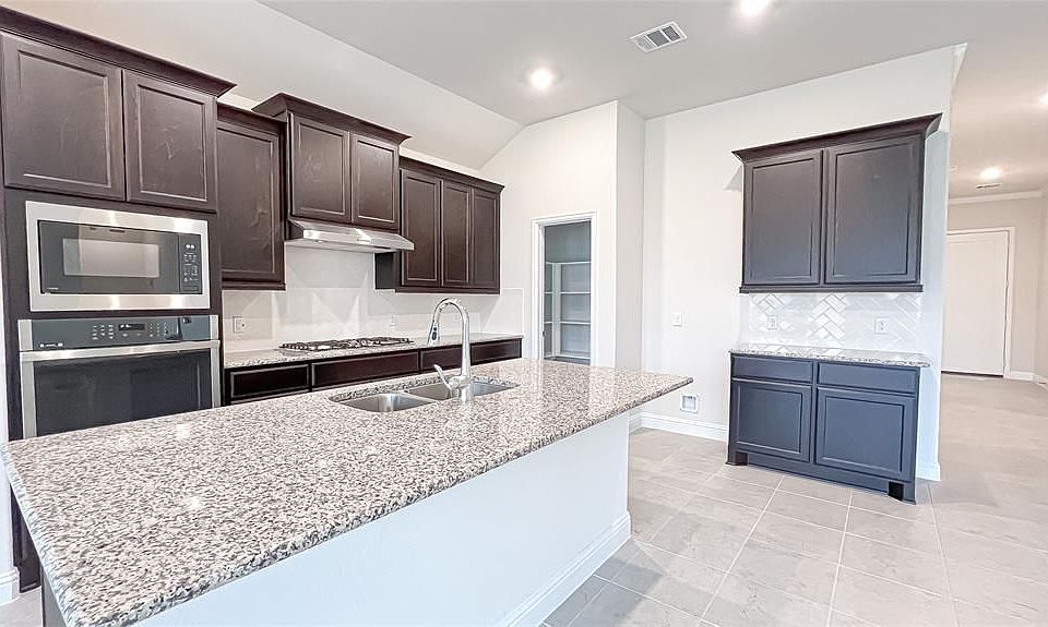 1st image of 668 Malibu Pines Dr