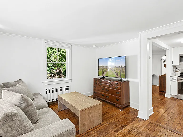 35 Woodland Ave #1 — Photo 5
