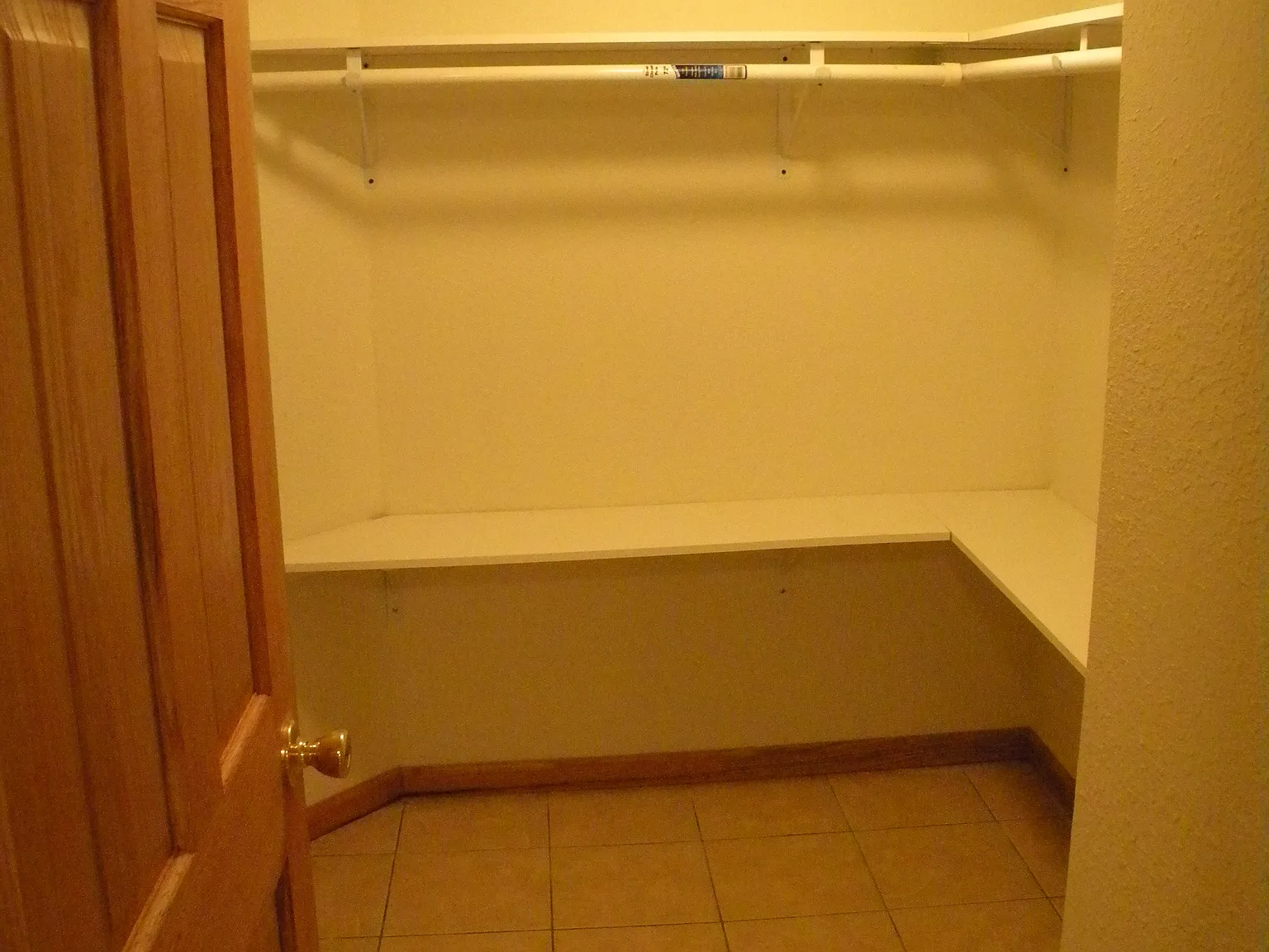 4 bed, 2981 sqft, $3,100 — Photo 3