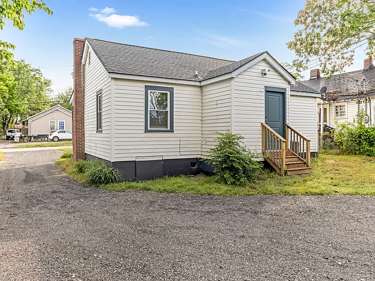 4 Judson Rd #A — Photo 1