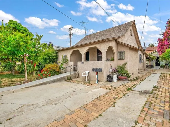 2877 10th St, Riverside, CA 92507